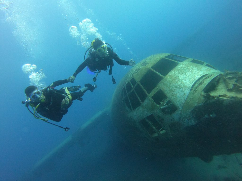 JordanFrogman1's tweet photo. Omar Mahadeen sends you peace from the bottom of the Red Sea - Aqaba 

And invites you to dive in AirPlane C-130 

#Diving #Dive #ScubaDiving #Scuba #RedSea #PADI #MrFrogman #Jordan #Jo #Airplane #plane #Airplane_C130 #Aqaba #Beach #Aqababeach #PicsArt #DivePlus https://t.co/JvawR63lG2