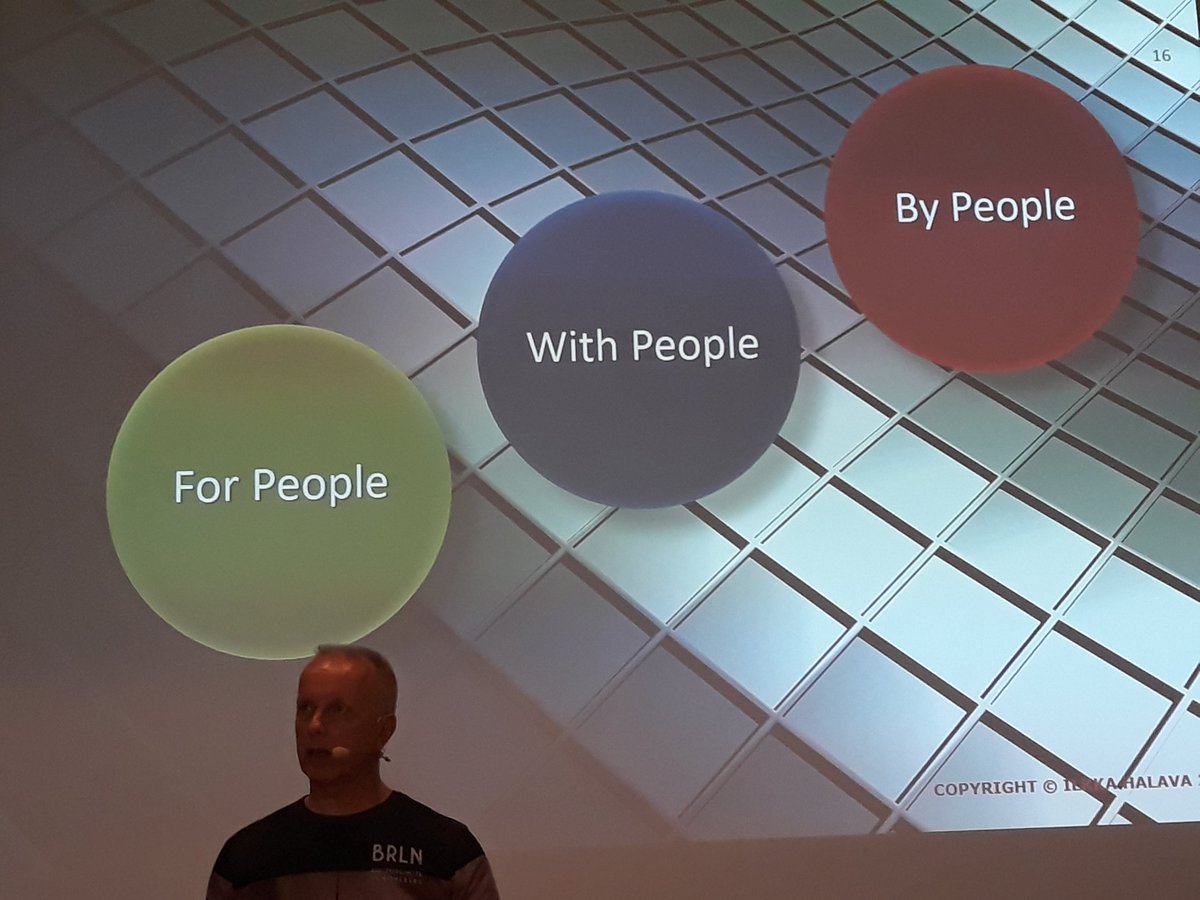 LeenaVestala's tweet photo. Futuristi @IlkkaHalava haastaa ELYn toiminnan digiaikana ihan huolella 😎 @PirkanmaanELY kehittämispäivässä! Supersociety täällä jo huomenna todella! https://t.co/Nvjh9pExOk