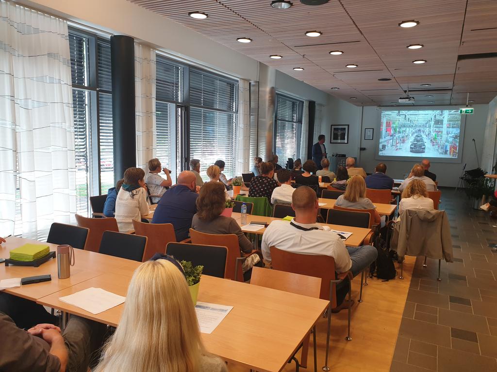 JorunJop's tweet photo. Fullt hus på fremtidsseminar på NMBU https://t.co/5uuezzpfXO