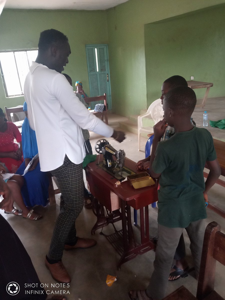 LightPlatform's tweet image. We have tried over the past few weeks to bring to the rural area, what will be learnt in the urban areas for free.
#Lighttraining