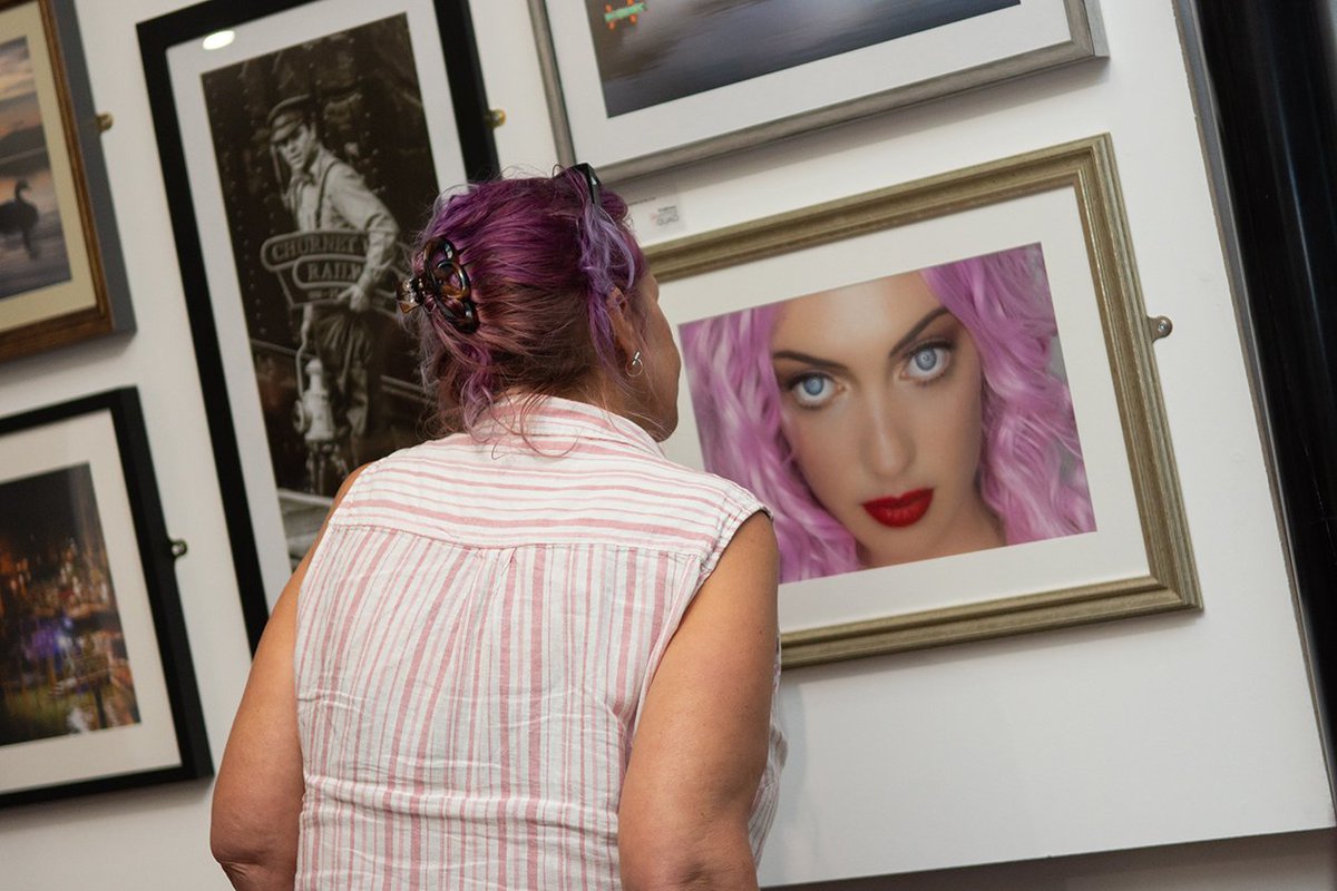 CentreSpaceArts's tweet photo. There's still time to get down to @CentreSpaceArts inside the @POTBANK_Cafe and see the expectional exhibition from The Sentinel's Snapper Squad (@Sotlive).
.
.
Images by @_SEPhotos_
#photography #exhibition #artgallery #potbank #snappersquad #photos #gallery #centrespace https://t.co/zPhTqOA4me