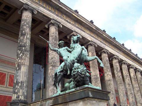 antinousgaygod's tweet photo. #LionSlayer statue #AltesMuseum #Berlin. #Artists throughout history have been inspired by the #LionHunt of #Hadrian/#Antinoos in #Egypt in 130 AD when they slew a maneating #Lion. Read: https://t.co/Td5ue4niZT https://t.co/sv3qFqZCCD