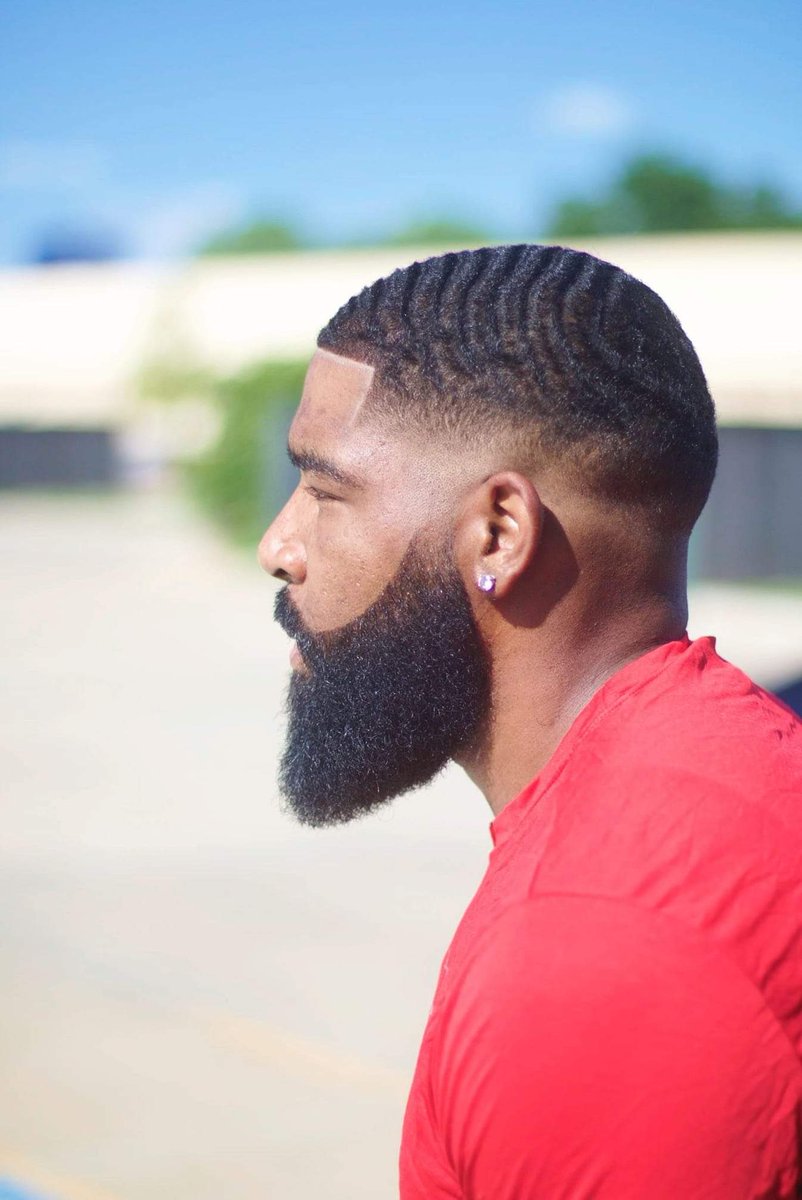 lilbama15's tweet photo. #waves #wavyhair #wavecheck #wavedrip #360waves #360wavesspinning #beard #beardcheck #beardgang #oklahoma #barber #barbershop #crispy #model #modelsearch #modelingagency #bearded #beardedmen #beardedman https://t.co/v2zZUrEBVD