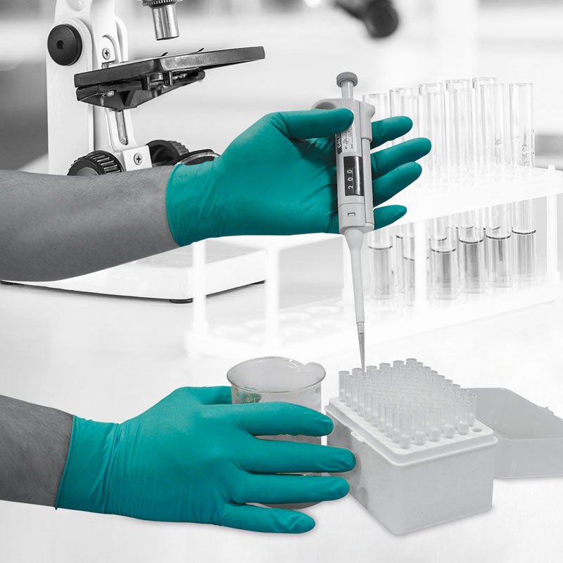 JustGlovesUK's tweet photo. Protect your hands from harsh chemicals ☠️⚗. Manufactured to EN 374 industry standards, our range of #chemical #resistantgloves provide reliable protection from various industry chemicals. Check them out here ➩ https://t.co/zpIg2s25NH https://t.co/nUqU6n7H37