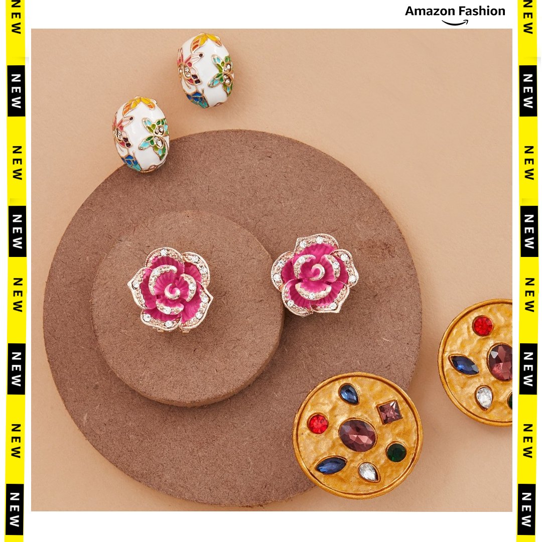 AmazonFashionIn's tweet photo. All the cool girls are wearing studs this season! Why get left out? Hop on to the latest trend this #AW19 with styles from your fave brands only at #AmazonFashion https://t.co/3C0rVzBIKS
#NewSeason #TribeAF #StyleTribe #AmazonFashionFinds https://t.co/X2hZFcR4nI