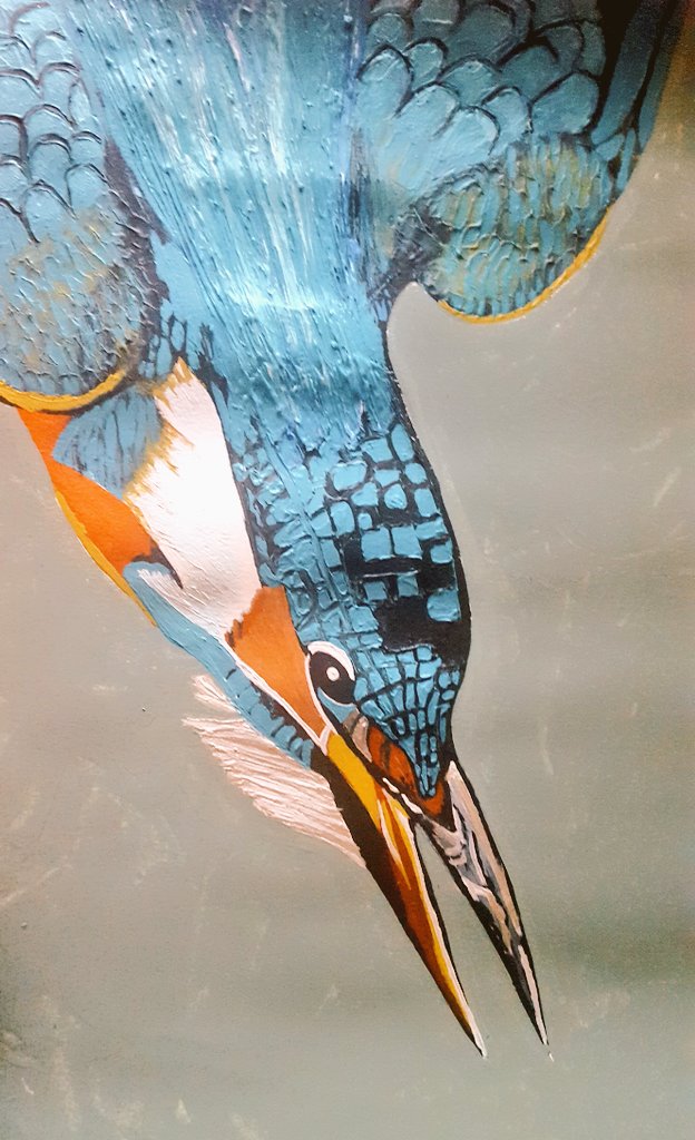 Almost finished 😊 Limited edition prints will be available soon! #kingfisher #art #birdart #selftaughtartist #colourful #painting #acrylicart #acrylicpainting #acrylics