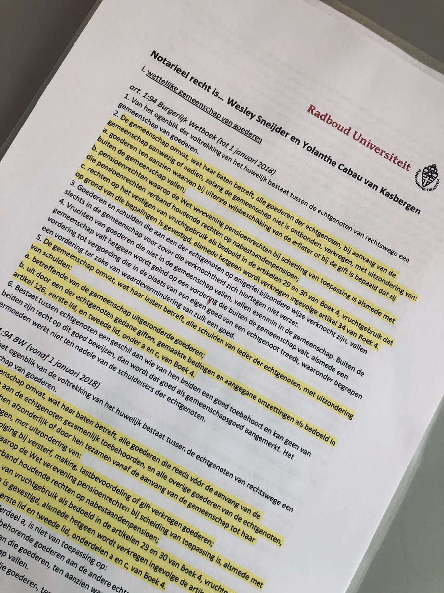 lucys_law's tweet image. Aan de nieuwe lichting studenten notarieel recht introductiecollege gegeven. Thema dit jaar: Wesley Sneijder en Yolanthe Cabau van Kasbergen. Notarieel interessant en met internationale aspecten! #intro2019 @RechtenNijmegen