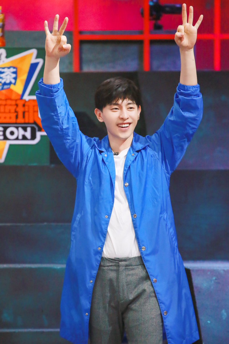 [UPDATE]

190821 ✧ GAME ON
— cr. 邓伦工作室

「 #邓伦 #denglun 」