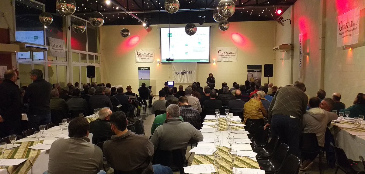 EverValleSosa's tweet photo. Con productores de Hernando tuvimos una muy buena reunión técnica sobre nuevos híbridos de maíz, variedades de soja y CropProtection de @Syngenta_ar Gracias Granar SRL por la excelente organización y @Ullua por interesante análisis de mercado #SYN897VIP3 #SYN979VIP3 #SYN840VIP3 https://t.co/mgeTtn6uLf
