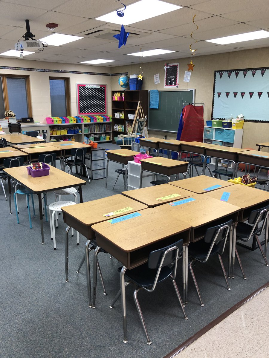hake3rd's tweet photo. I’m super proud of all my new third graders and their parents! Everyone came to Meet the Teacher Night and not a single folder was left on the desks! I can’t wait to see you all on Thursday! @NHWelemschool https://t.co/gw0AGHFmDw