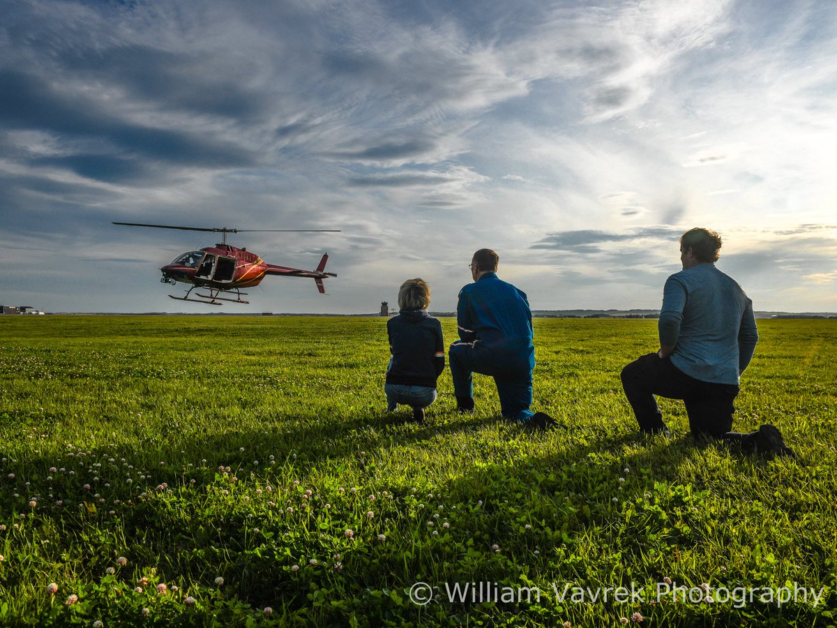 TSRGP's tweet photo. Grande Prairie Technical Search and Rescue took part in an evening of hover-exit training at the @gpairport with Denis Laflamme (Pilot)
#gpab #hoverexit #avgeek #helicopterops #helo1 #gpairport @SARAlberta @farmerpilot69 https://t.co/kiGf4G571D