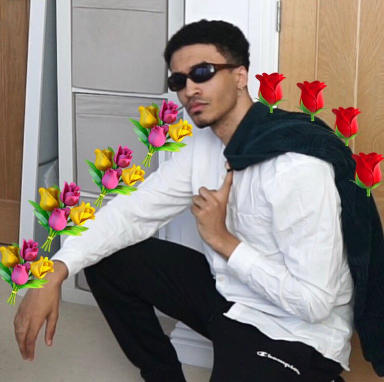 OnlyJoeyD's tweet photo. 🌴: LIVE on #Twitch
📹: https://t.co/J1SWpqZ7D9

💐Super Seducer💐

As it’s my last stream before I’m away I think it’s time to test mine/your pulling skills as I need your help with the answers...🥴

🔫Fortnite a little later

#respectBOOM https://t.co/9AmQuaBQAT
