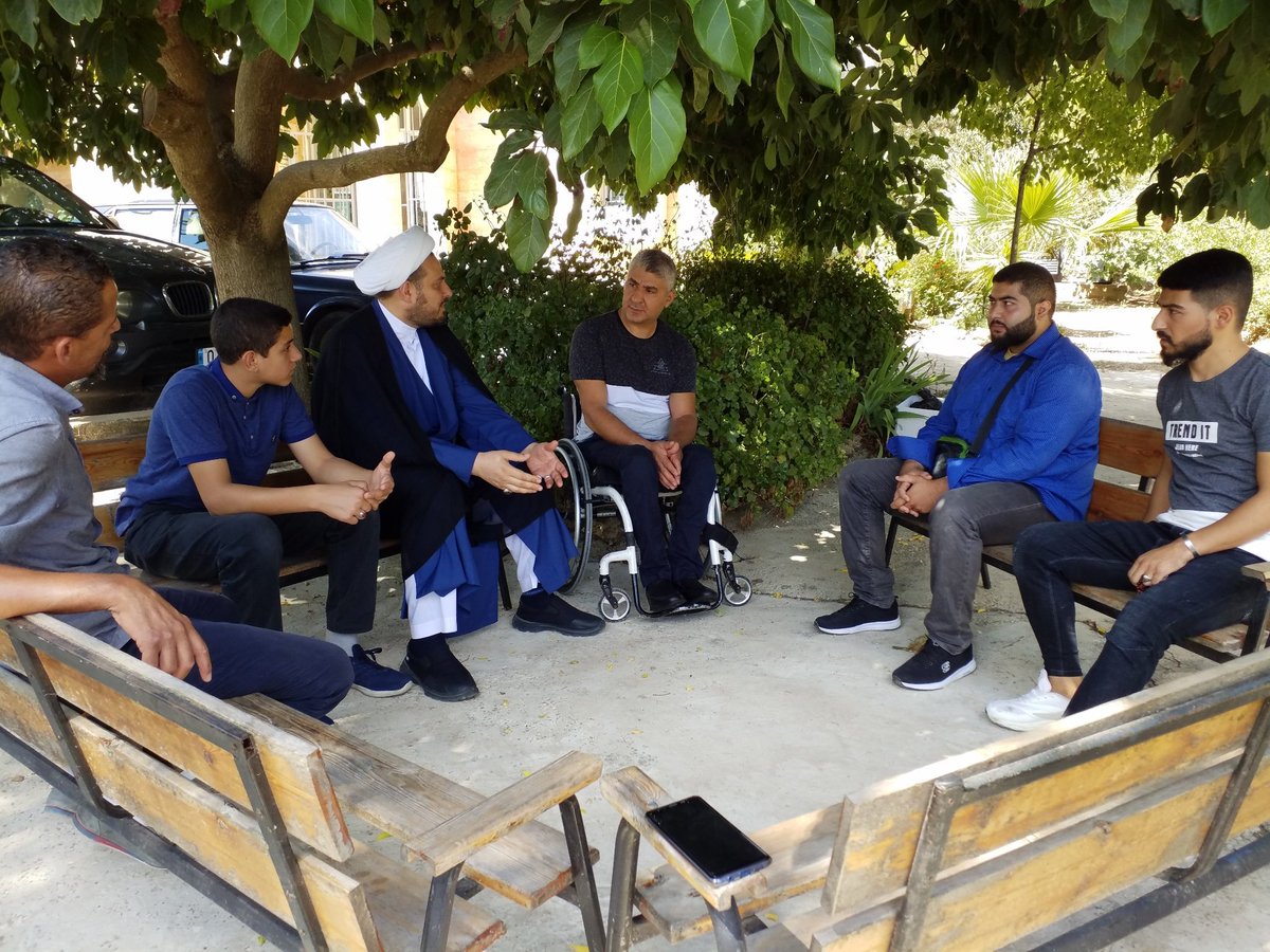 sadrfoundation's tweet image. Parents sharing their experiences with each other about dealing with their children with #SpinalCordInjury; while their children are enjoying activities at DeirDghayyah Social Health Center #SADRFoundation 
#rehabilitationprogram @NorwayinLebanon #جمعية_مساواة