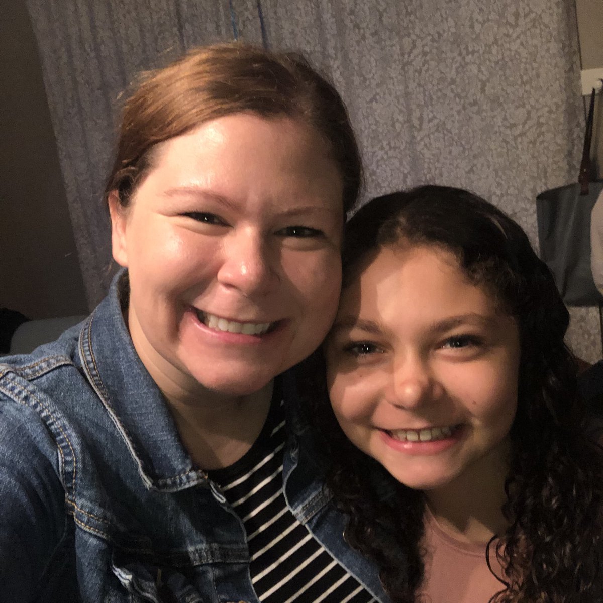 lmcaito's tweet photo. 1st day of 7th grade for Molly and kindergarten for me! #HSCD1 https://t.co/KXMt102Vms
