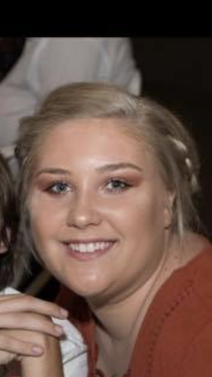 michellefitzpe's tweet photo. Please pray for my daughter, nothing’s wrong with her, she’s just this beautiful inside as well as out. https://t.co/jdfBCe5LxA