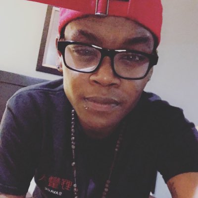 MeechieTweet's tweet photo. #NewProfilePic https://t.co/poU3xavJj0
