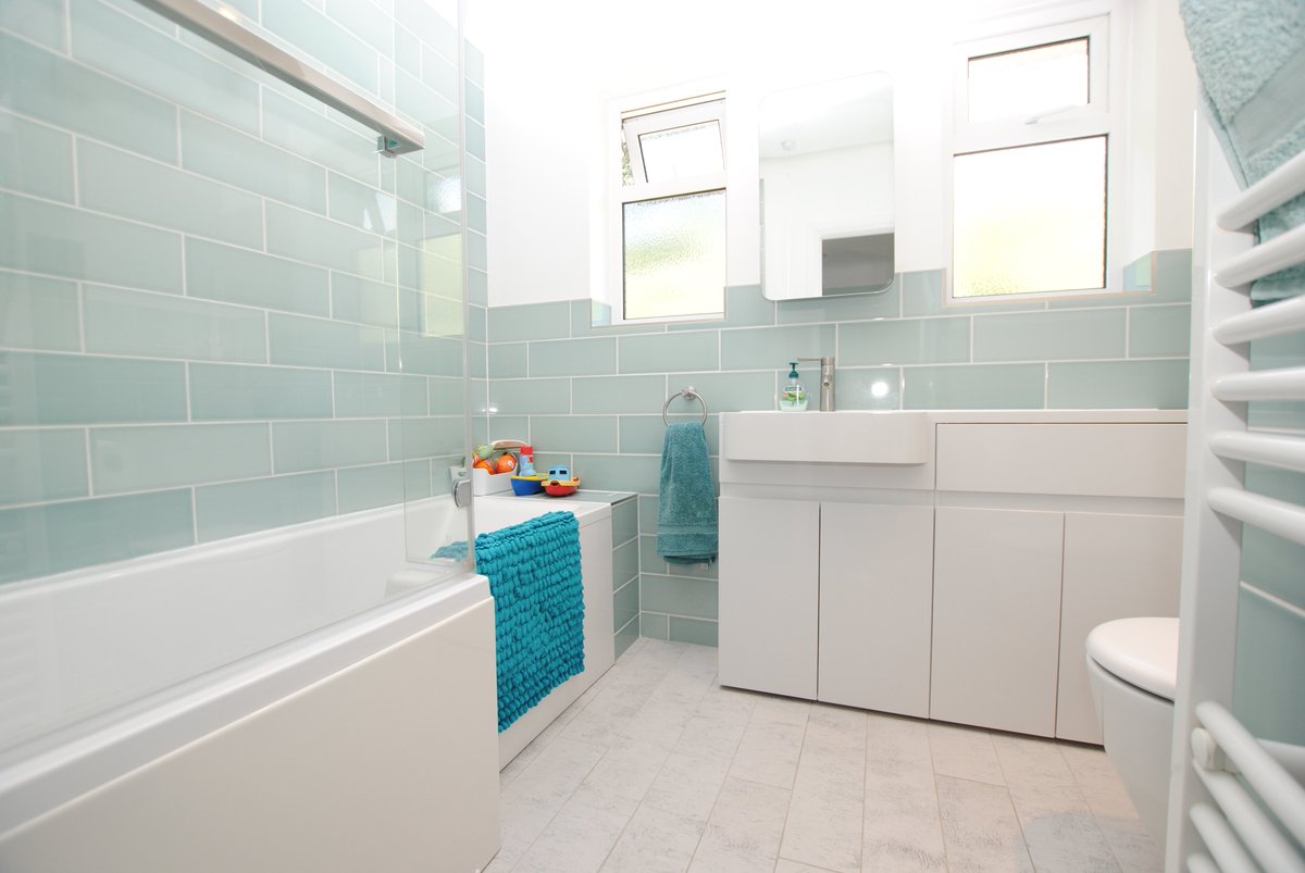 enfieldsbitt's tweet photo. *NEW* For Sale
Impressive Three Bedroom Detached House on Mead Crescent SO18
Asking Price £390,000
Follow The Link: https://t.co/iho5O7WvV4
@GuildProperty #Woodmill #Southampton #Enfields #Impressive #Spacious #Garage #LandscapedGarden #M27Link #SchoolCatchment https://t.co/CA6t7fK52v