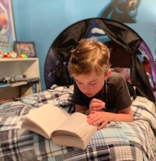 tdchilders's tweet photo. Best Summer Reads for Owen Melton:
Harry Potter - Order of the Phoenix, Harry Potter -The Half Blood Prince, and I survived @AGHoulihan  @jttopp #PRC2019 https://t.co/bp1ntLA2Q3