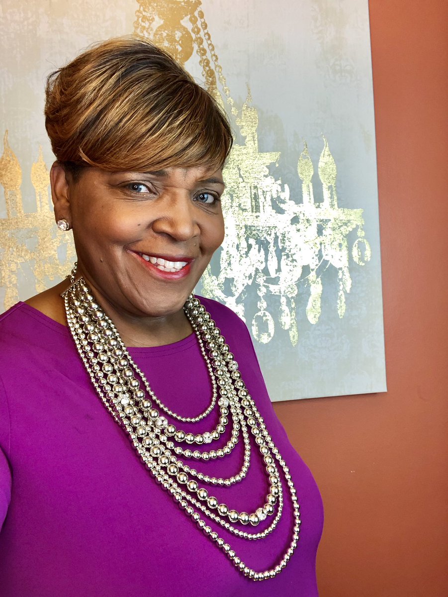 RaycheenSims's tweet image. This beautiful necklace is in stock