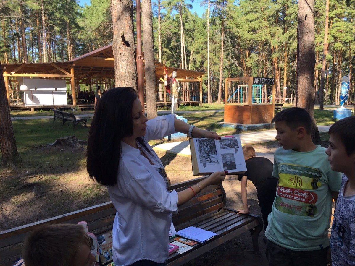 #ЦБС #СамыйЧитающийГородУльяновскойобласти 
"Все профессии нужны, все профессии важны"-литературно-игровая программа для детей из детского оздоровительного лагеря "Артеково"