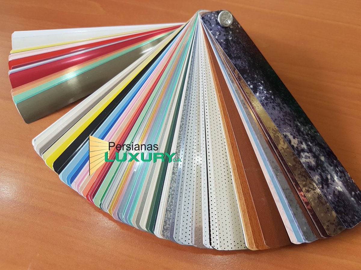 PERSIANASLUXURY's tweet image. #persianas #horizontales de #aluminio es un #clásico por excelencia en la #decoración de #ventanas y #ambientes.  permite control de la luz y la privacidad En #PersianasLuxury contamos con un gran variedad de #colores. Usted puede escoger entre #láminas #sólida y #perforadas.