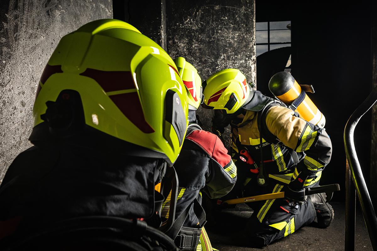 RosenbauerGroup's tweet photo. Rosenbauer’s goal is to be a pioneer in the field of #firefighting equipment, not just in terms of safety, innovation &amp; technology, but also in setting the best environmental &amp; #sustainability standards across the industry.
More on the #Rosenbauer Blog: ➡️ https://t.co/ylNSBiQek7 https://t.co/0Jgd5cl699