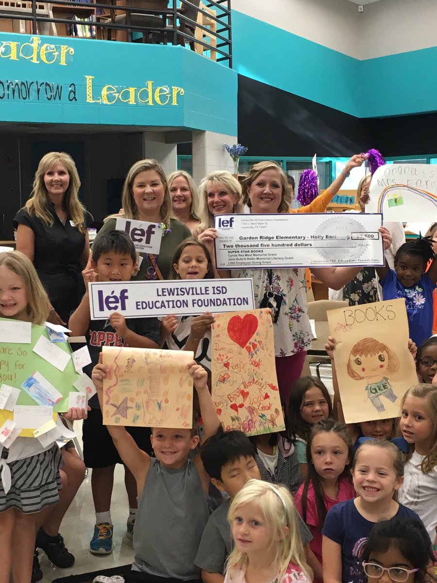 RobinMits's tweet image. Holly Earl receives a $2,500 LEF grant. Books for the Library. Awesome! Congratulations!