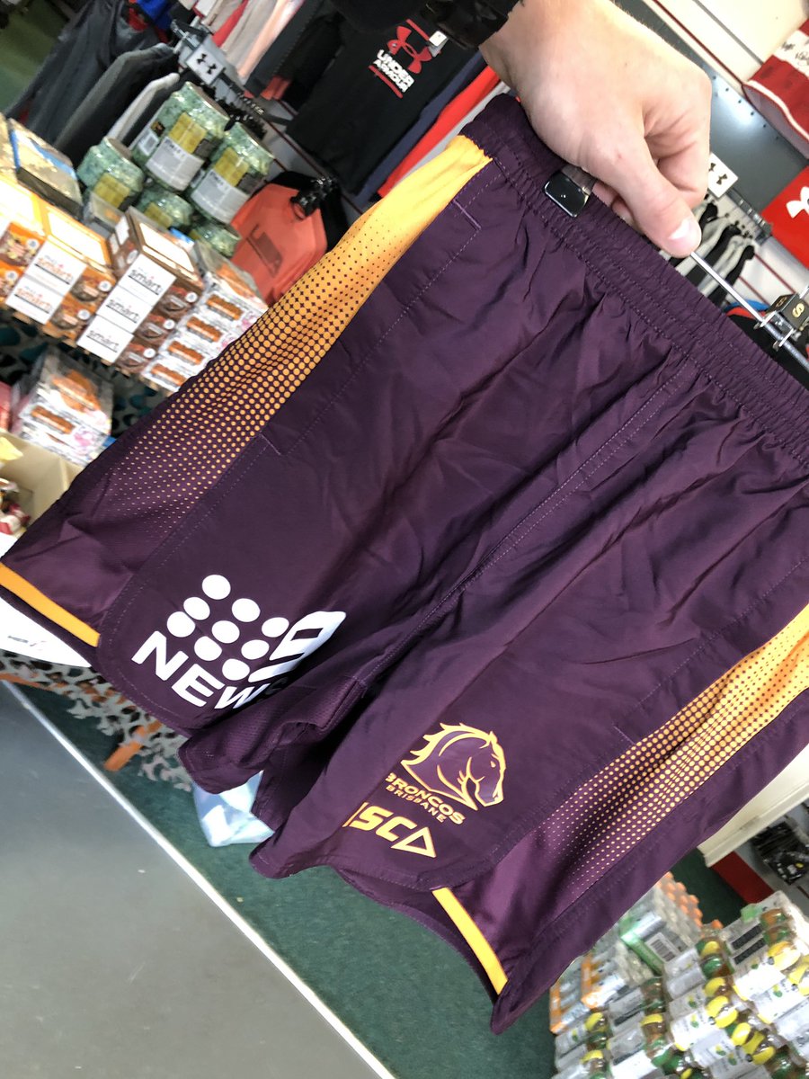 📦 New NRL 📦 

We’ve had a drop of new NRL! Vests and training shorts in all sizes. 

Men’s and kids available!

🏉🏉🏉