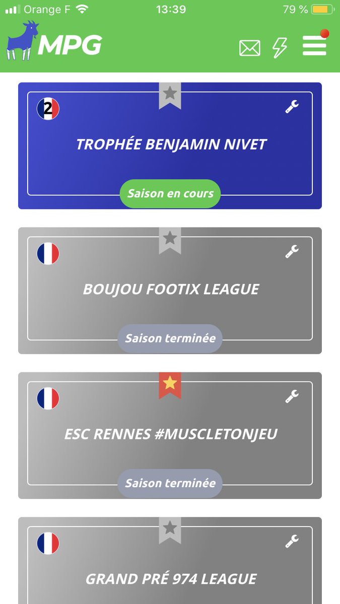 Lantoinejr's tweet photo. Hello @NivetBenjamin on cherche un lot à faire gagner au vainqueur de la Ligue ! Un petit maillot dédicacé ? 😉 https://t.co/MwWLBAsFCz