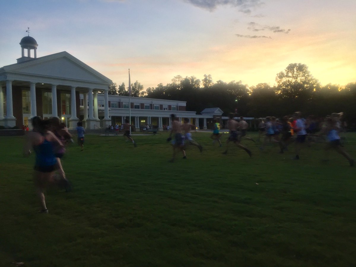 xcmilton's tweet photo. Great first morning practice! Have a great & productive school day! Photo by @tridudekeith @IveyGio @acarr6453 #CoachAlbregts #TheCrewIsBack #StridesAtSunrise #RiseAndGrind https://t.co/k143RJAGh1