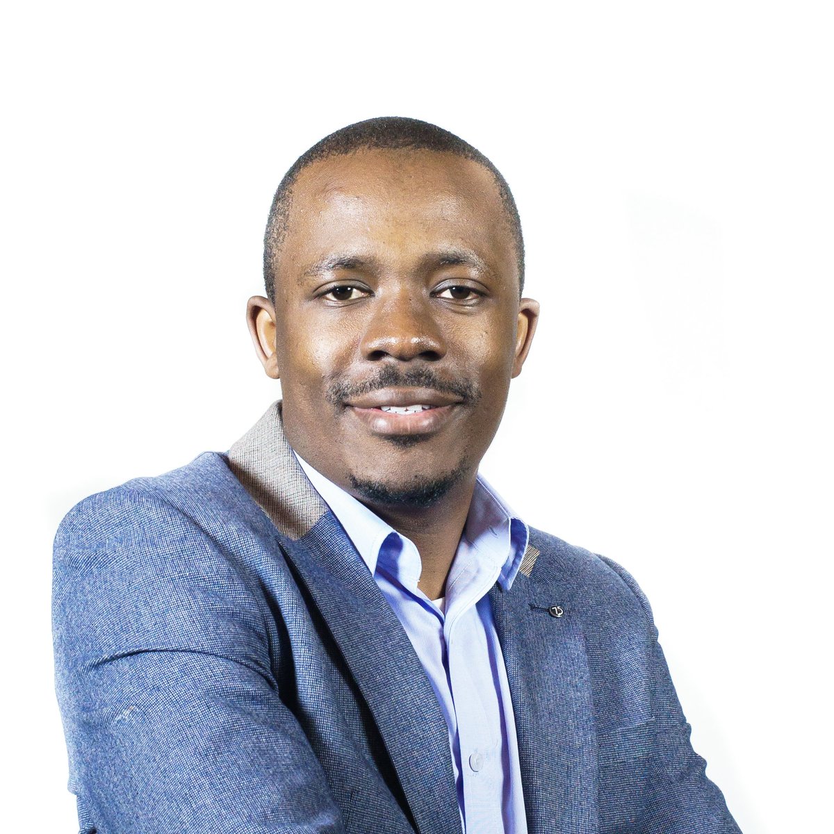 KamiLimu's tweet photo. Meet our panelists &amp; mentors for this Saturday's scholarship workshop! 

Mutugi Mutegi @wa_mutegi  (Mandela Rhodes Scholar)
Eugene Awori @Mwelusi254 (Stanford Knight-Hennessy Scholar)
Martha Wakoli @misswakoli (Chevening Scholar)
&amp; Dr. Chao Mbogho @chao_mbogho (Founder, KamiLimu) https://t.co/NyF43cEcxR