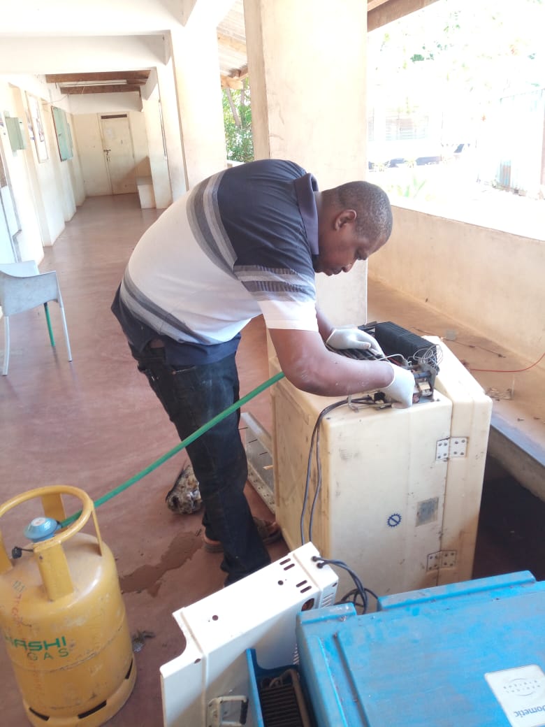 Huge milestone for <a href="/gavi/">Gavi, the Vaccine Alliance</a> #STEPKenya graduant Billy Said Mkamba,Tana River County EPI focal point for having his #STEP project budget approved. His project focuses on #coldchain preventive maintenance and repair of KEPI fridges @NvipKenya <a href="/MOH_Kenya/">Ministry of Health</a> <a href="/GaviMag/">Gaspar António Vinagre Magarreiro</a> 
#UHC 
#VaccinesWork