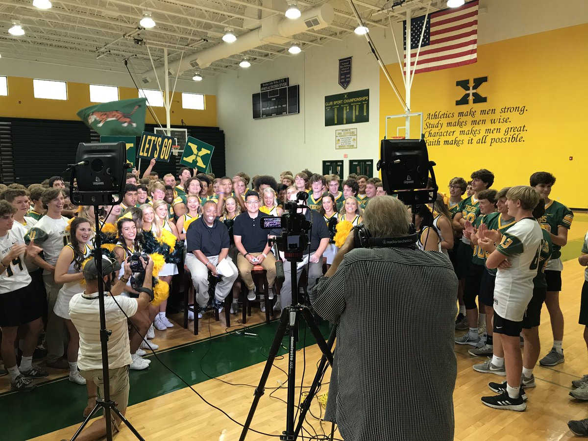 StXTigerCheer's tweet photo. It’s was an exciting day for St.X Football! We were chosen as the first High School Game Day school in the Louisville market!!! Watch for the full interview online at @courierjournal. Thank you to @kyhighs for a great day! #WeAreStX https://t.co/QCNgs6TJrQ