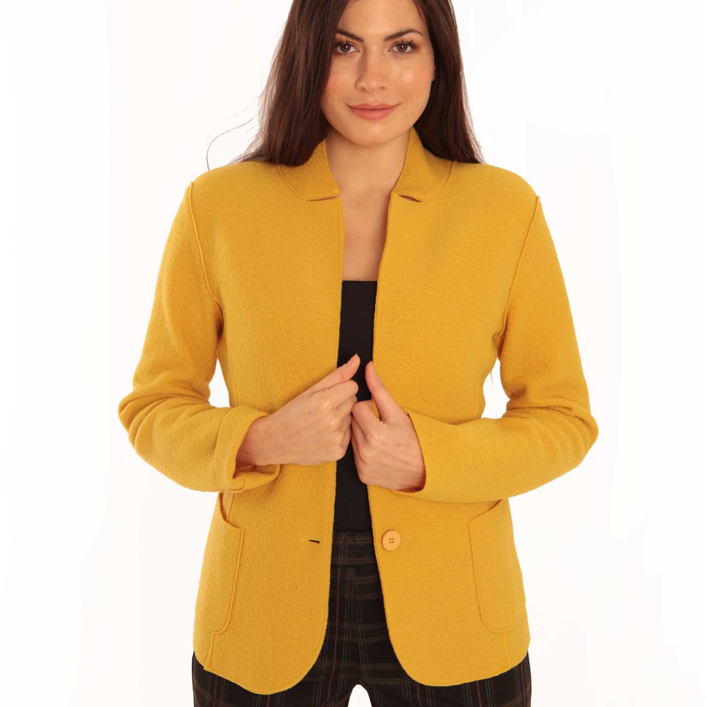 Walk_in_Style's tweet photo. Brighten up the dullest of days with this effortless jacket from Italian designers Latte. New in this week!

#designer #fashion #saltaire #yorkshire #style #beautiful #photooftheday #latte #love #happy https://t.co/Zay4SxbbhX