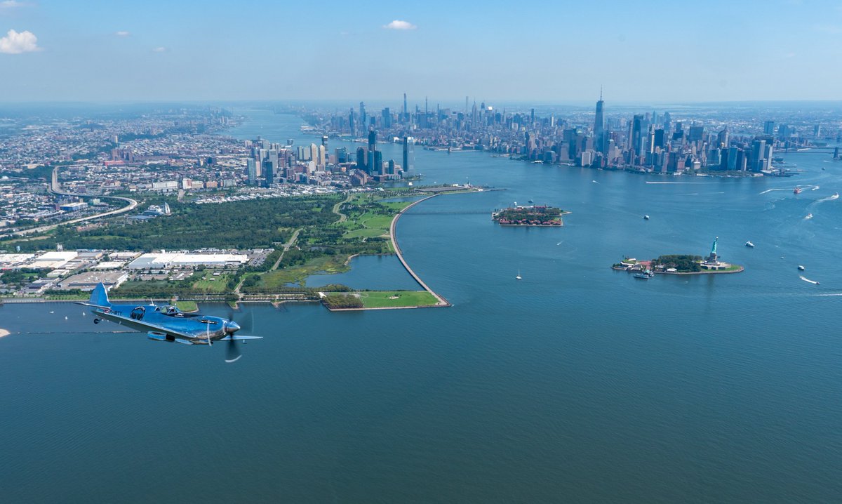 Spitfires.com tweet media