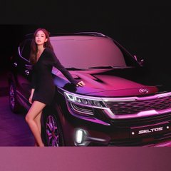 mnaEN's tweet photo. #BLACKPINK members in the #KIA announcement of the Korean magazine Elle.
#LISA20MParty #LISA #LALISA
#BLACKPINK
#LisaBLACKPINK
#LalisaManoban
#NoLisaNoMoney
#BLACKPINKINMELBOURNE
#BLACKPINKinManila https://t.co/VkwpHXvgD1