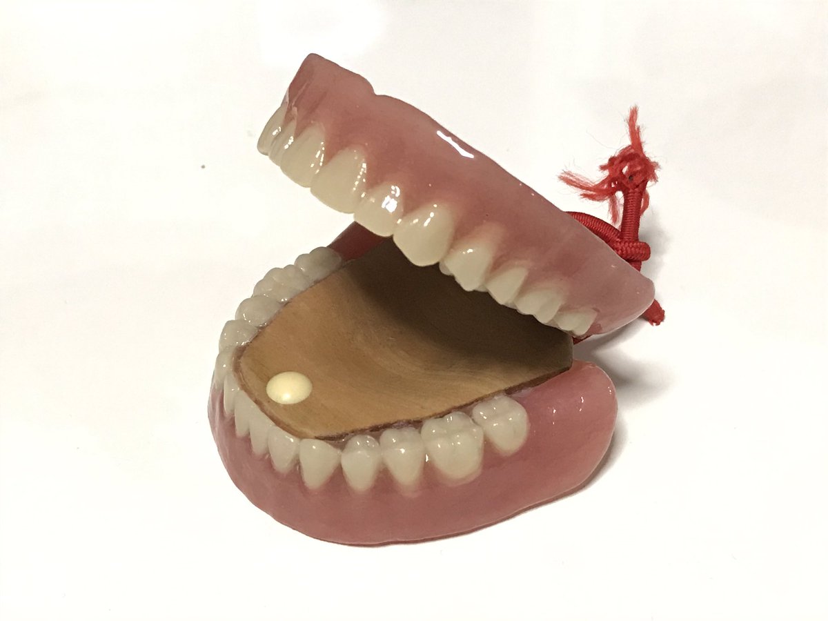 やまとaka遊び先生 Wakaba工房 Dental Sweetさんにヤバいカスタネットつくってもらいました 入れ歯 義歯 カスタネット T Co T2nafxasa5 Twitter