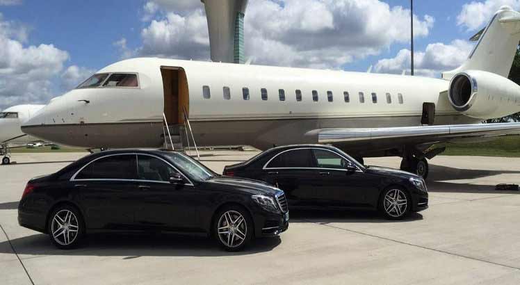 CircularDriveL's tweet photo. Use @CircularDriveL for #convenience, price transparency, and #affordability for #rides to and from the #Airport. Book a ride today! Call us @ (213) 477-1979. https://t.co/o7JRZ71ojX