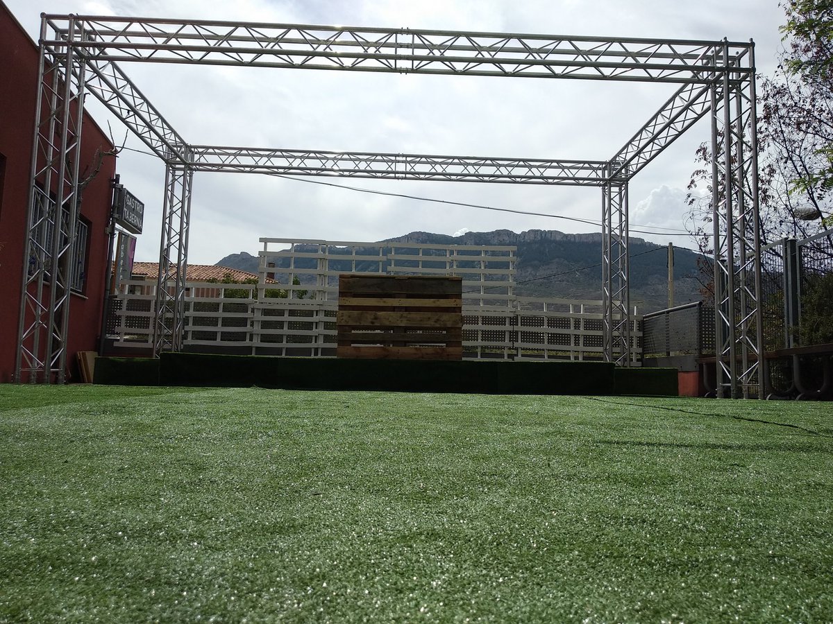 Y por aquí también se está cocinando algo 🔥🔥