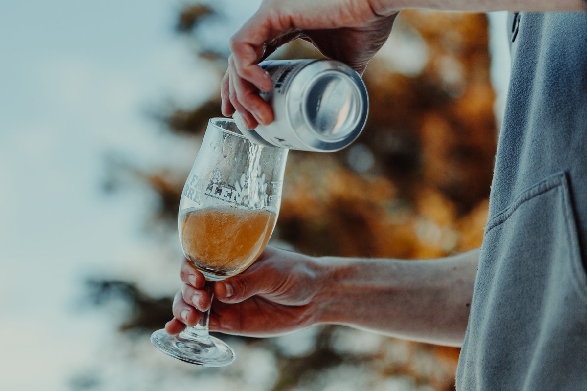 BrewhemiaEdin's tweet photo. //EMBARK ON AN ODYSSEY\\ 

We're exciting to introduce a sublime new beer from @FallenBrewCo! 

New World Odyssey is brewed with classic Pilsner ingredients, resulting in a Blonde...ideal for lager and ale lovers alike. 

#Edinburgh  #Beer #FallenBrewing #BeerEdinburgh https://t.co/BZWWoNUbww