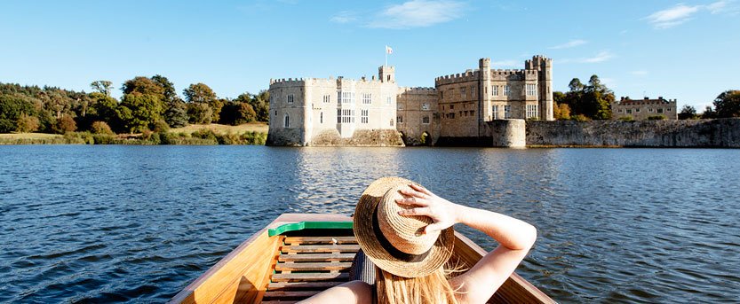 VisitEnglandBiz's tweet photo. A record 8.6m Brits plan a domestic getaway this August #BankHoliday ☀️ bringing £2.1 BILLION to the UK economy, our latest #TripTracker survey reveals.
https://t.co/czv2aeMuvr https://t.co/SIEq4Yc9Yg