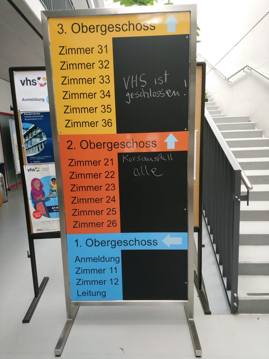 VhsRosenheim's tweet photo. Unser Haus befindet sich noch im Status Grundreinigung, aber nicht mehr lange. Ab 2. September ist das Team wieder an Bord. Kurse könnt ihr jetzt schon online buchen: vhs- https://t.co/tsd212zkLe https://t.co/Ahf2YefFnJ