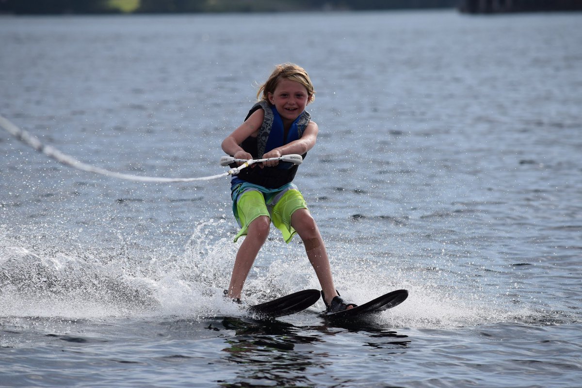 TBBoatShow's tweet photo. Just another reason why owning a #boat is amazing; water skiiing. Come to the Free Tampa Bay Boat Show September 20-22 at the Florida State Fairgrounds. Save the date below #TBBoatShow

https://t.co/mW6YkYKhOw https://t.co/venoQe8VEh
