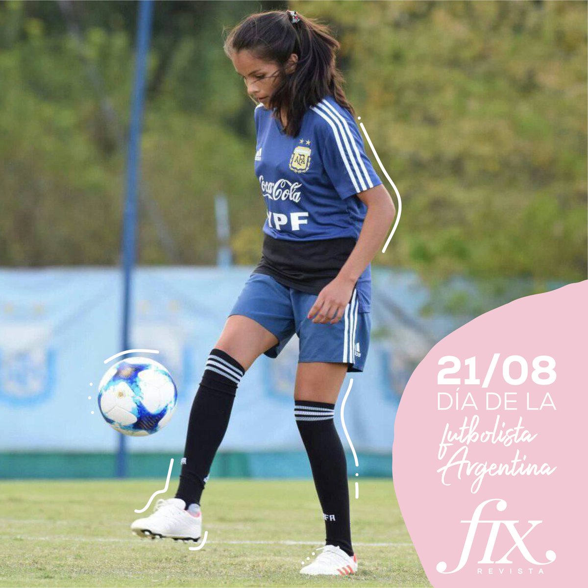 revistafixnea's tweet photo. En Chaco, desde Machagai, Eugenia Flores es una de nuestras representantes en la Liga femenina, quien fue convocada por el Seleccionado argentino. 
🇦🇷FELIZ DIA A TODAS LAS FUTBOLISTAS! 👏🏼⚽️
#DíaDeLaFutbolistaArgentina #Deportes #Disciplina #Machagai #Chaco #RevistaFixNea https://t.co/RPqW2e0NL1