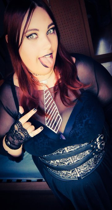 🤘 https://t.co/xLjOVY7iDF<a href="/tag/happyhalloween2018"class="tags"><span>#happyhalloween2018</span></a>