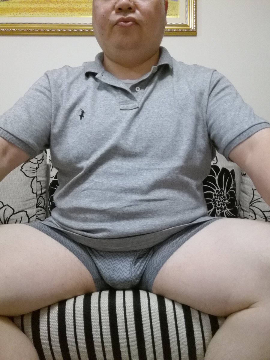 SHBEARLORDMG's tweet photo. 2019年度丝袜第廿三周，周三灰色打卡日推。 https://t.co/cTnXet6KFu