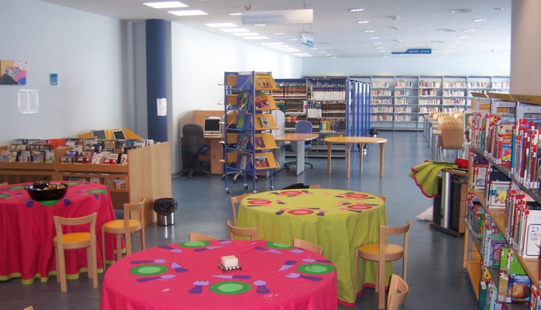 lambdatres3's tweet image. En #Lambda3 disponemos de #mobiliario para centros escolares pensados para los más pequeños.Sillas,mesas,estanterías, bibliotecas...y todo tipo de #muebles para ayudarte a crear #ambientes divertidos y seguros donde la educación es lo más importante😍😄👉 bit.ly/30nGDoD