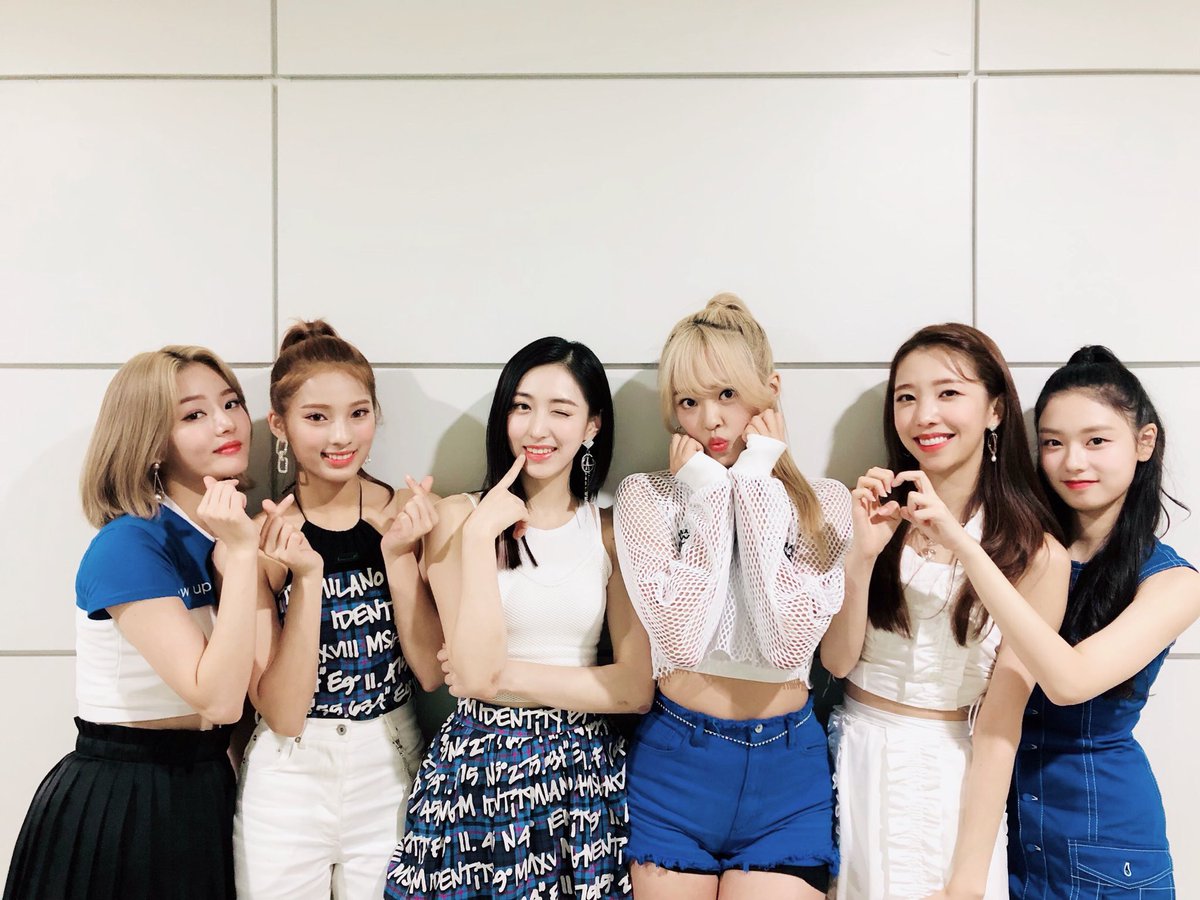 20190821 — Twitter Update 

↳ [#FANATICS]
Everyone, you so much for your support today!
Be careful on the way back home 🥰
We promise to see you again tomorrow 🤙🏻