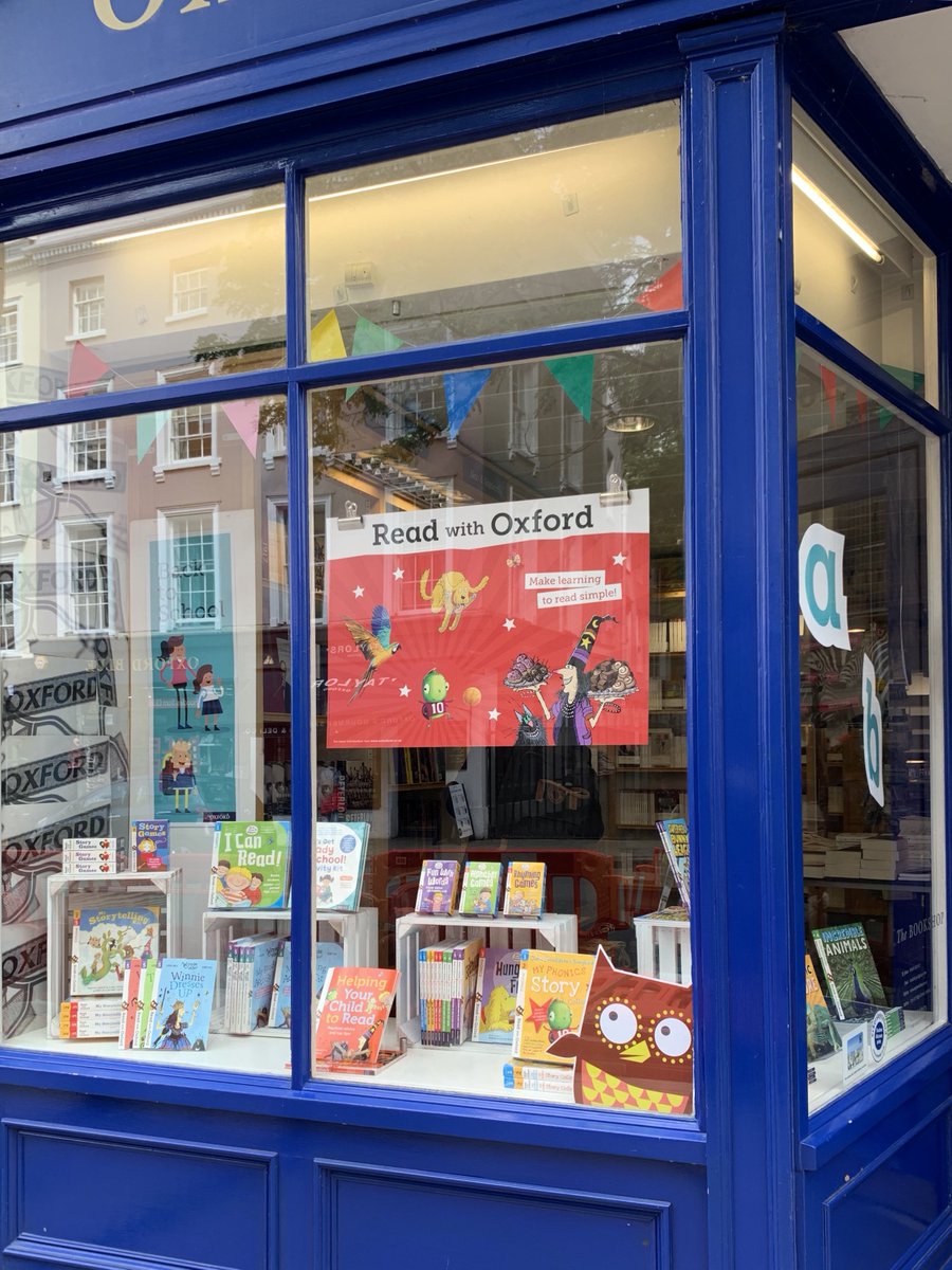 OxfordChildrens's tweet photo. It's that time of year again! The OUP Bookshop is brimming with essential books for #BackoSchool. Check out the fab new window display! https://t.co/CwH3rf83Zp