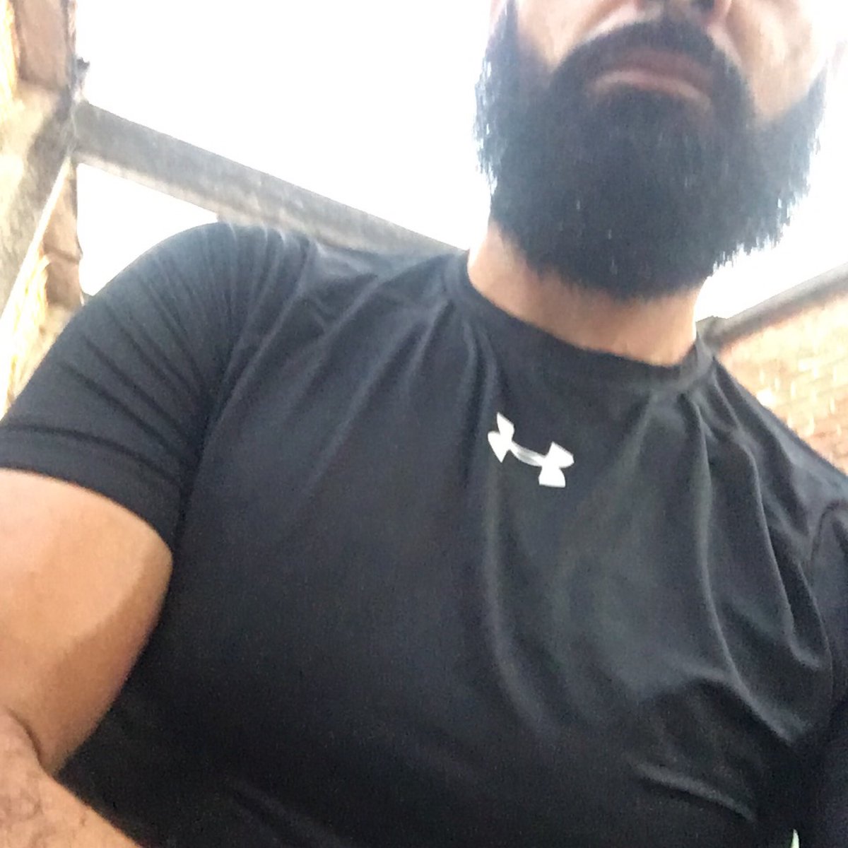 Ozw4ldo's tweet image. Feel the training 💪 🧔🏻 #strong #beard #somosbarbaros #ligamexicanadebarbones #barba